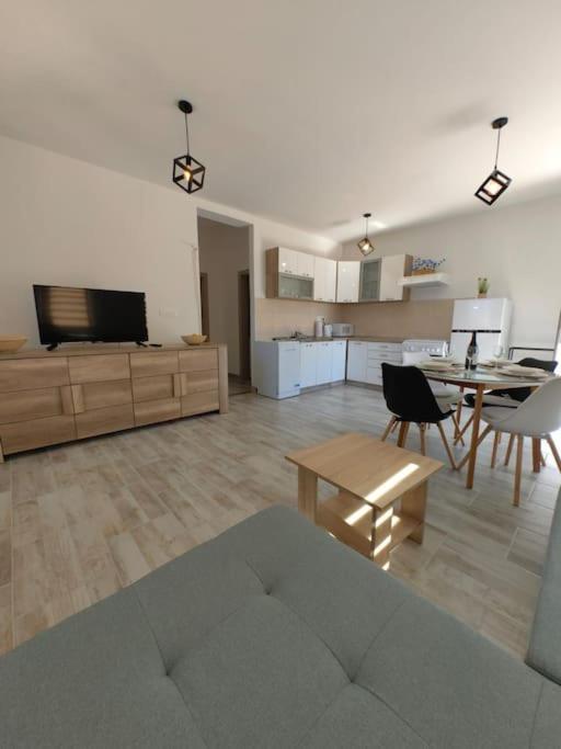 Apartment Marija, New 1Bd Apt With Free Parking Split Exterior photo