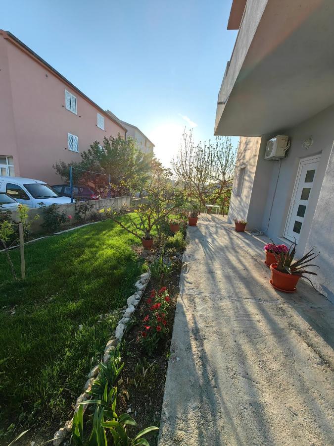Apartment Marija, New 1Bd Apt With Free Parking Split Exterior photo